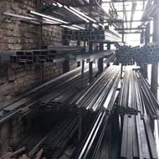 آهنآلات و اتصالات