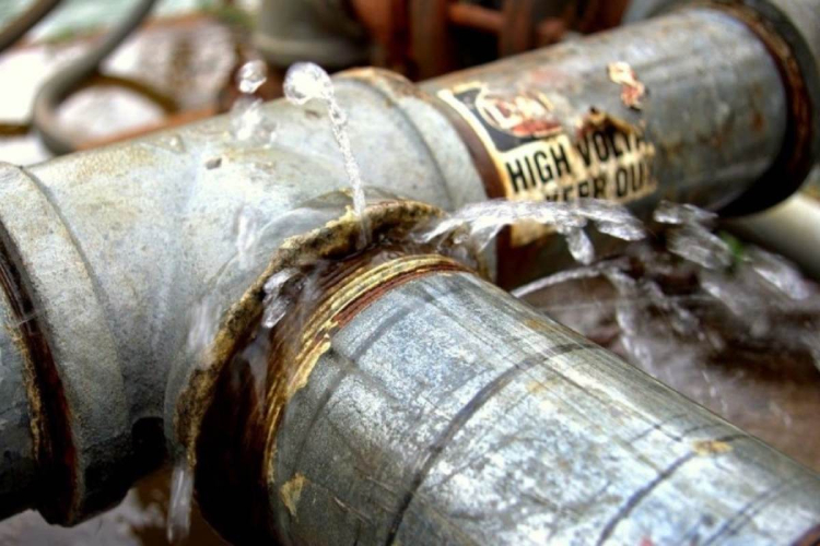 نشتی-لوله-فولادی